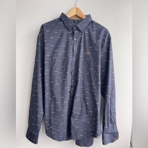 NWT Boss Men's Dark Blue Patterned Button Down Shirt